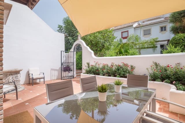 4 sovrum Hus till salu i Marbella med pool garage - 725 000 € (Ref: 10131378)