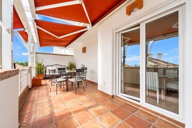 3 chambre Penthouse à vendre à Marbella avec piscine garage - 1 950 000 € (Ref: 10135915)