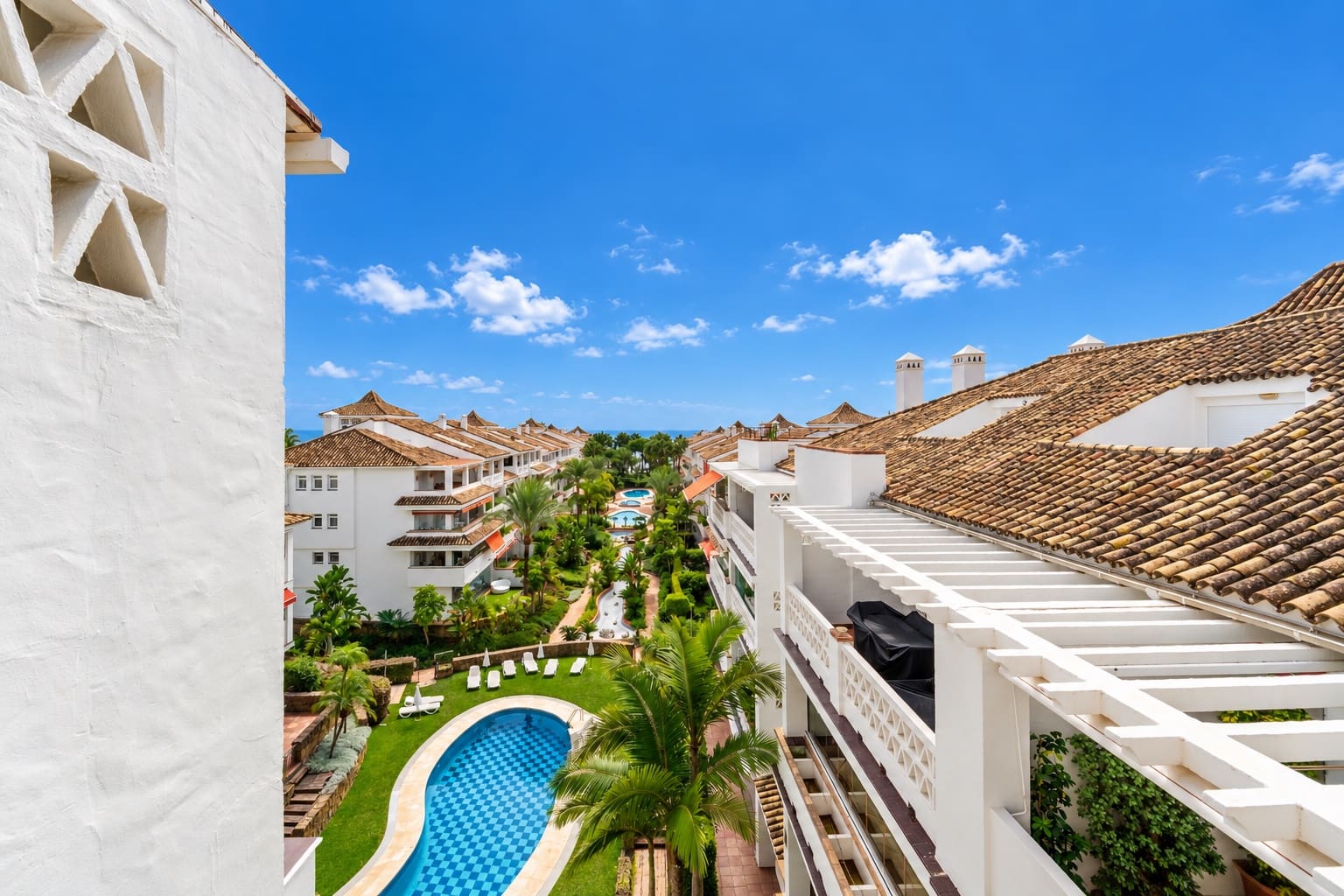 3 soveværelse Penthouse til salg i Marbella med swimmingpool garage - € 1.950.000 (Ref: 10135915)