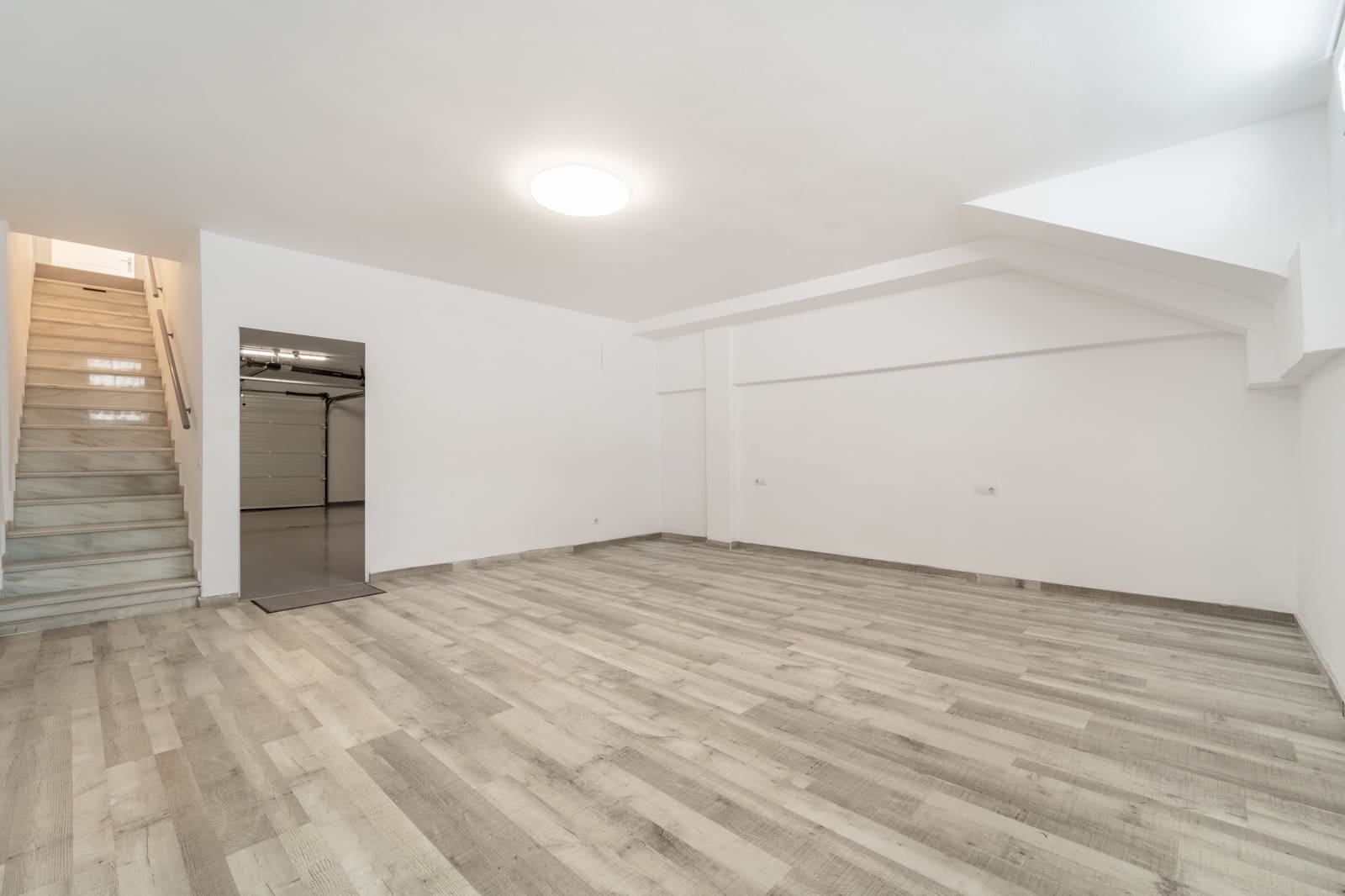 3 bedroom Townhouse for sale in Marbella with pool garage - € 1,650,000 (Ref: 10135916)