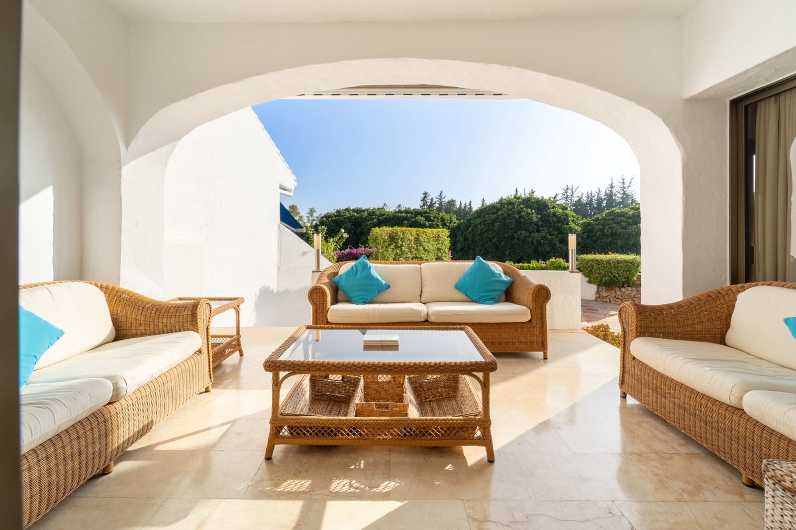 4 chambre Villa/Maison à vendre à Marbella avec piscine garage - 1 990 000 € (Ref: 10139386)