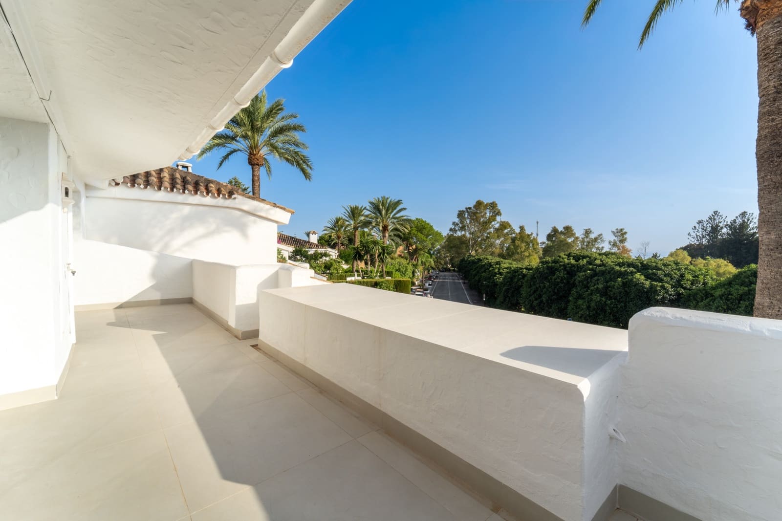 4 chambre Villa/Maison à vendre à Marbella avec piscine garage - 1 990 000 € (Ref: 10139386)