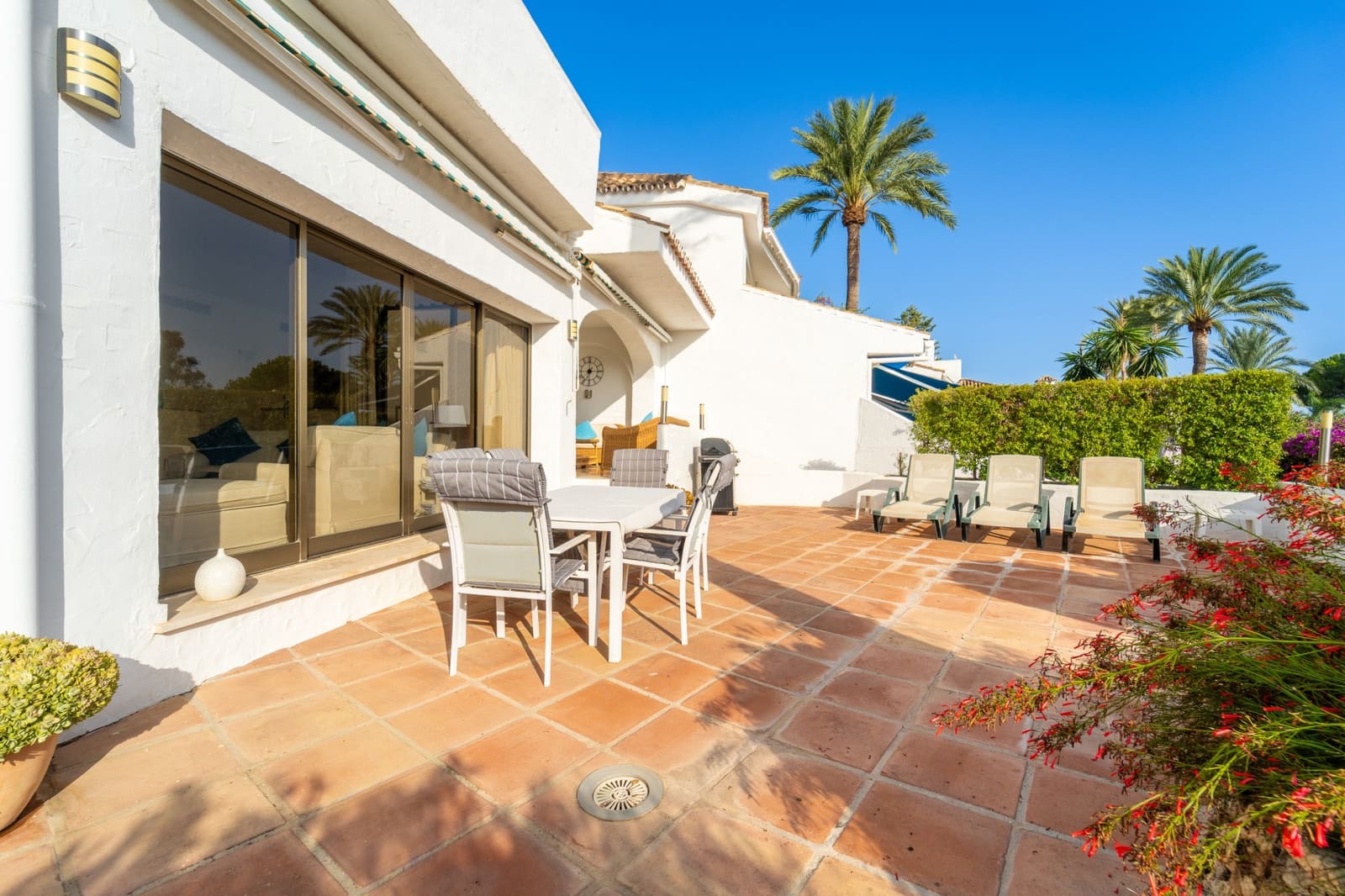 4 chambre Villa/Maison à vendre à Marbella avec piscine garage - 1 990 000 € (Ref: 10139386)