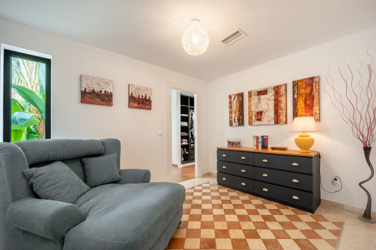 4 bedroom Villa for rent in Estepona with pool garage - € 8,000 (Ref: 10158323)