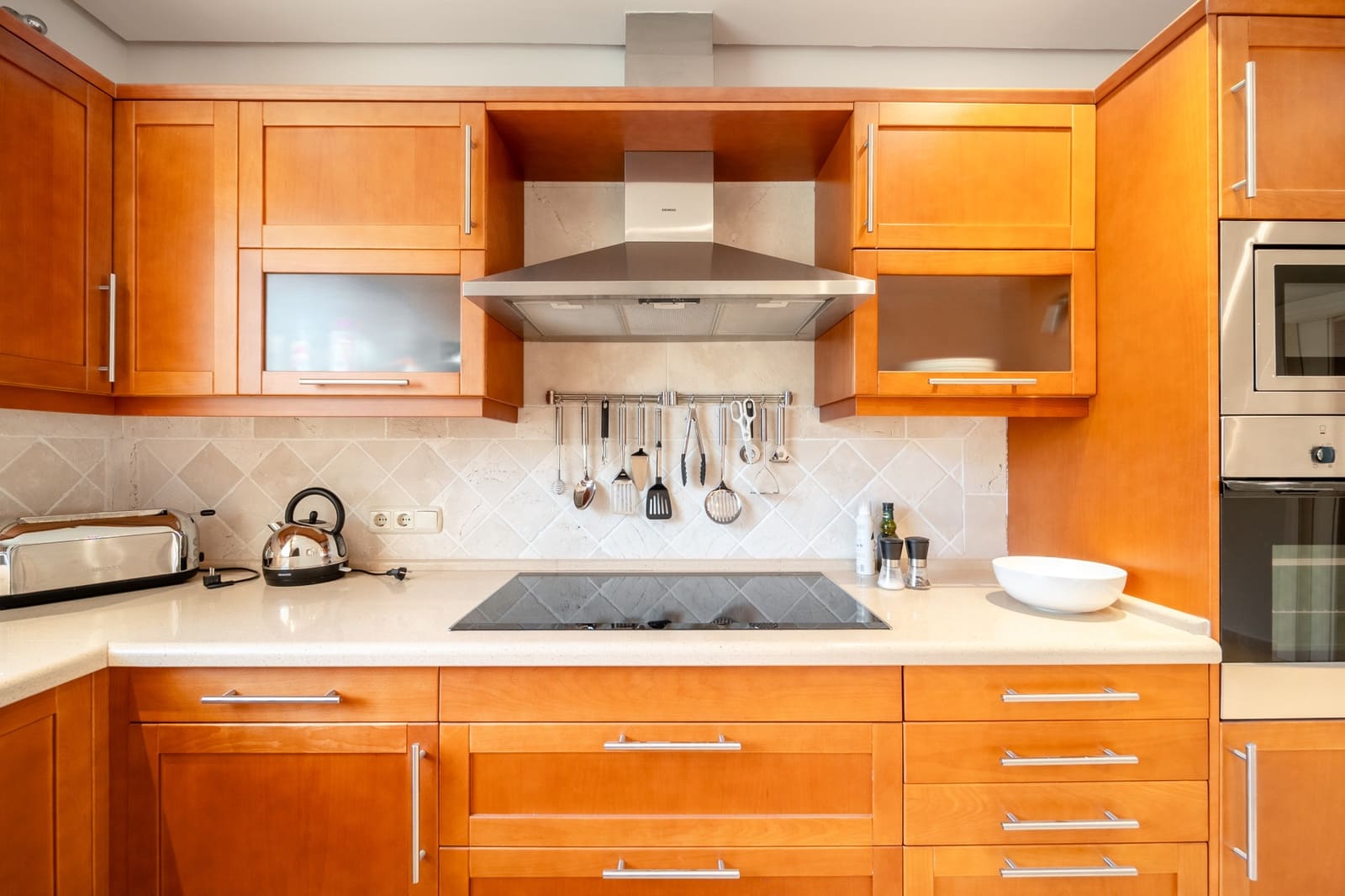 2 bedroom Apartment for sale in Marbella with pool garage - € 3,950,000 (Ref: 10159273)