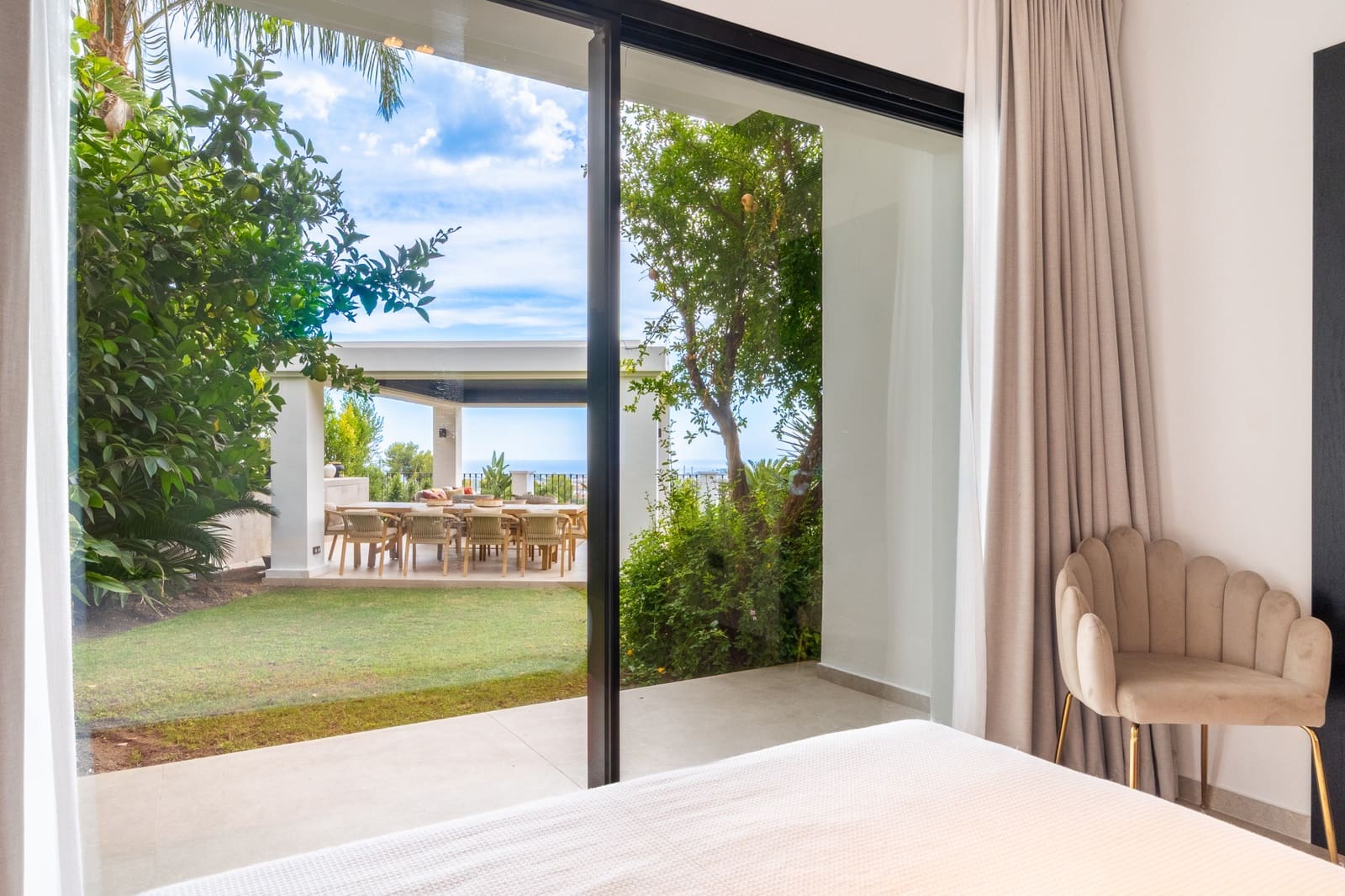 5 bedroom Villa for sale in Los Arqueros with pool - € 4,550,000 (Ref: 10166322)