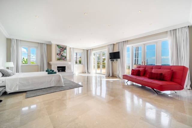 4 soveværelse Villa til salg i Nueva Atalaya, Estepona med swimmingpool garage - € 1.995.000 (Ref: 10168386)