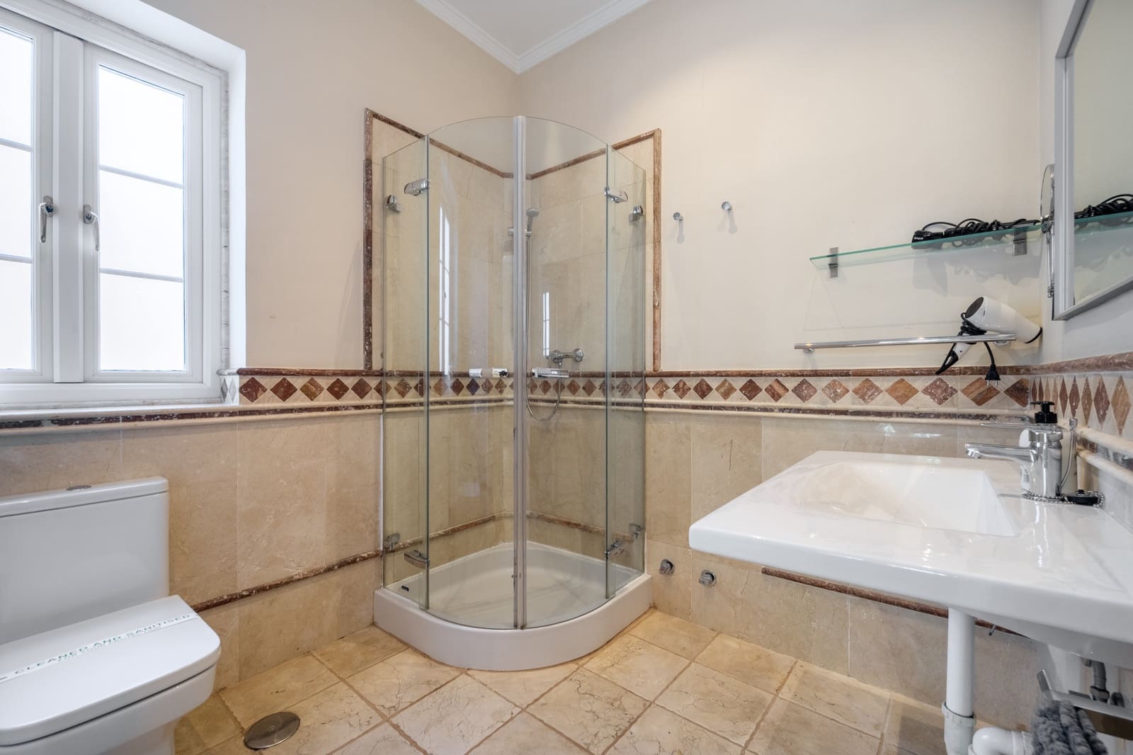 4 bedroom Villa for sale in New Golden Mile with pool garage - € 1,995,000 (Ref: 10168386)