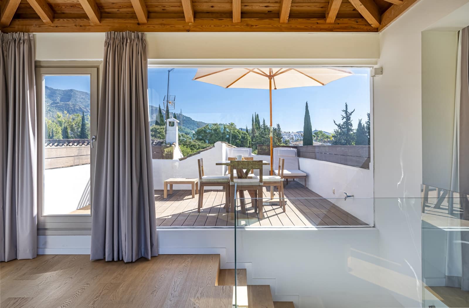 3 bedroom Townhouse for sale in Marbella with garage - € 990,000 (Ref: 10171208)