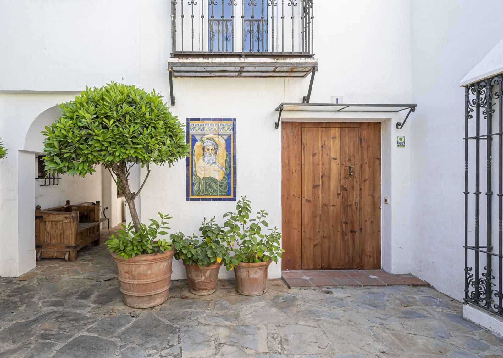 3 bedroom Townhouse for sale in Marbella with garage - € 990,000 (Ref: 10171208)