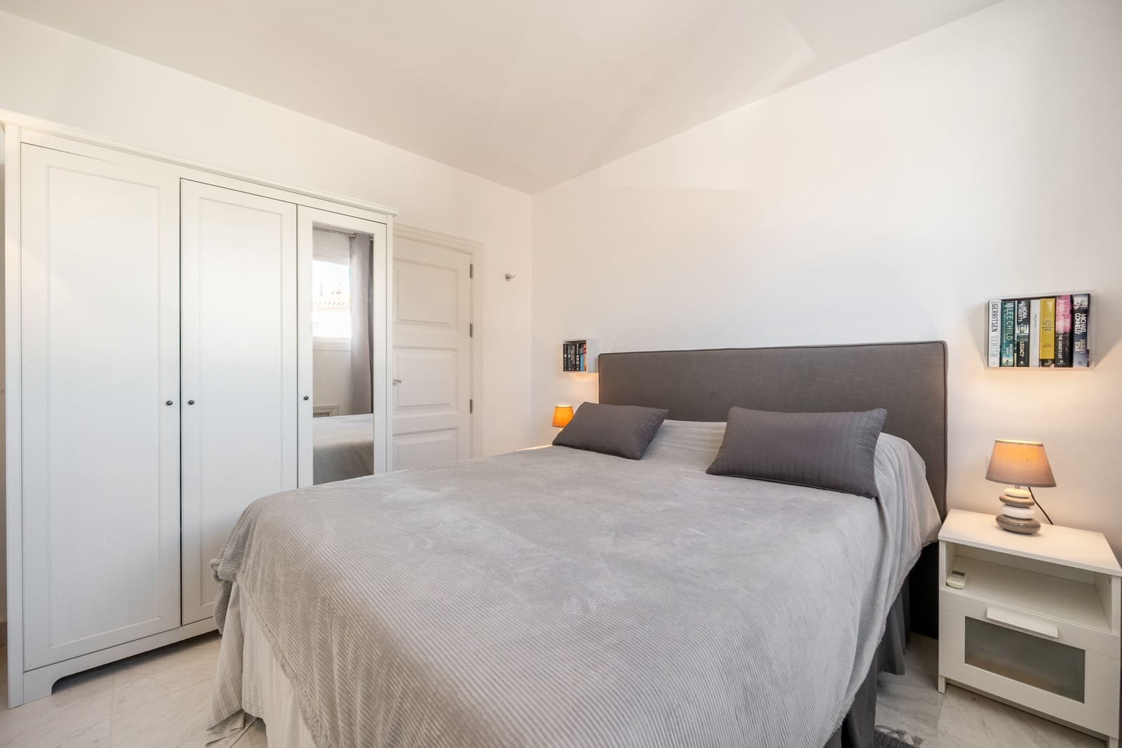 Pareado de 4 habitaciones en Marbella en venta con piscina garaje - 2.950.000 € (Ref: 10173480)