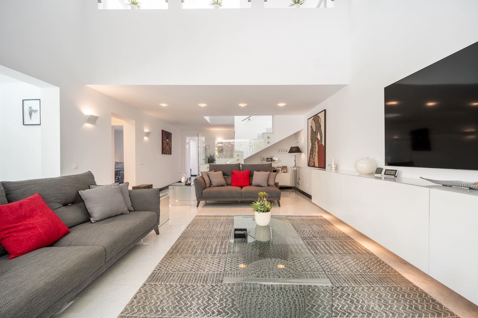 Pareado de 4 habitaciones en Marbella en venta con piscina garaje - 2.950.000 € (Ref: 10173480)