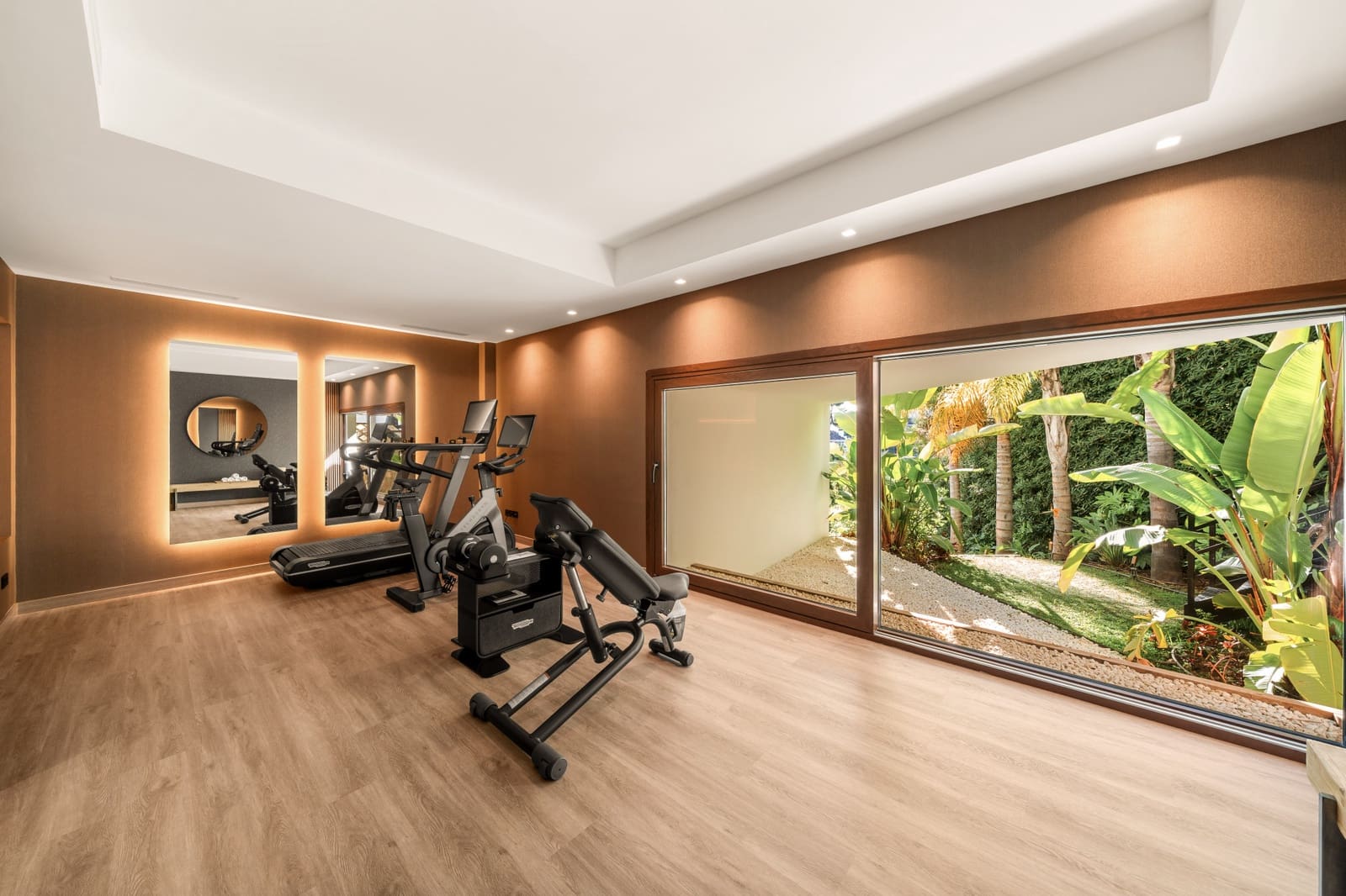 5 soveværelse Villa til salg i Benahavis med swimmingpool garage - € 7.450.000 (Ref: 10182874)