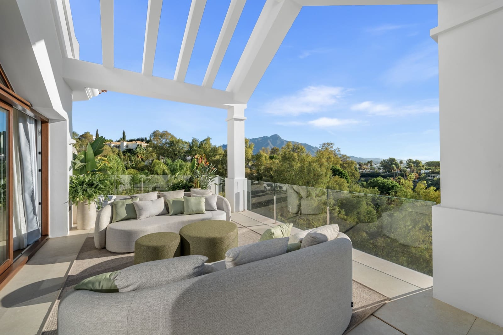 5 soveværelse Villa til salg i Benahavis med swimmingpool garage - € 7.450.000 (Ref: 10182874)