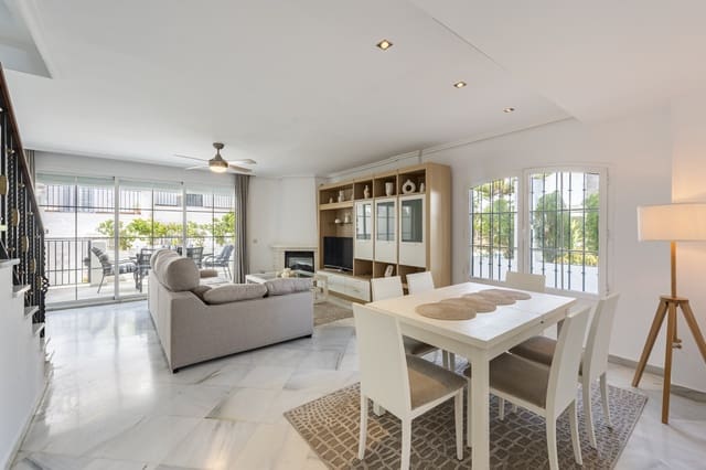 3 soverom Hus til salgs i Marbella med svømmebasseng garasje - € 1 350 000 (Ref: 10186759)