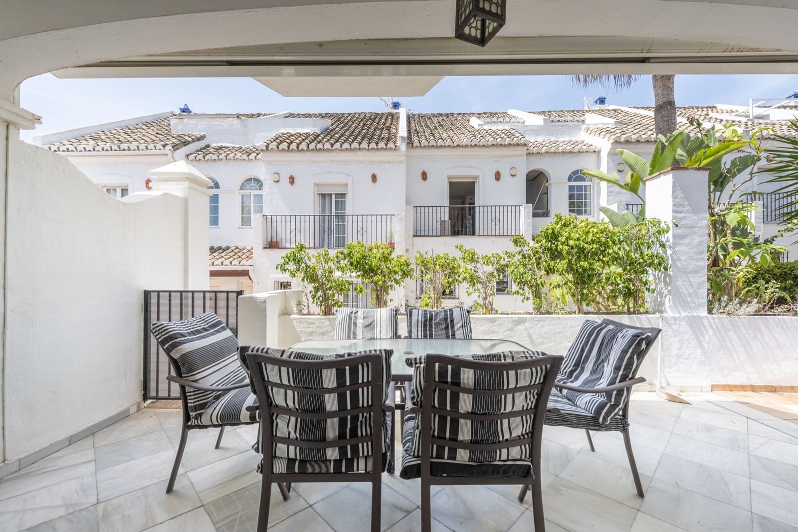 3 sovrum Hus till salu i Marbella med pool garage - 1 350 000 € (Ref: 10186759)