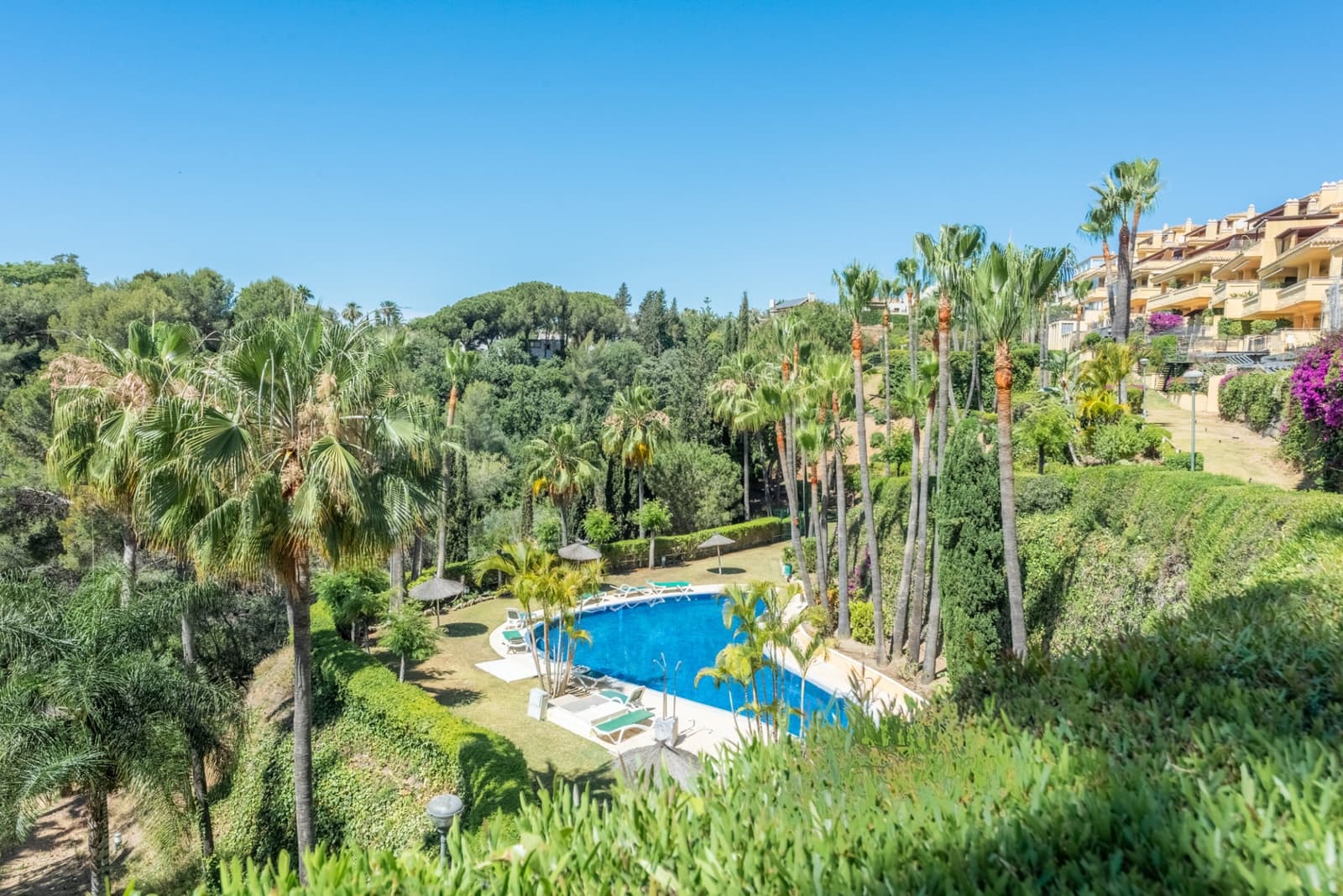 3 soverom Penthouse til salgs i Marbella med svømmebasseng garasje - € 1 250 000 (Ref: 4694004)
