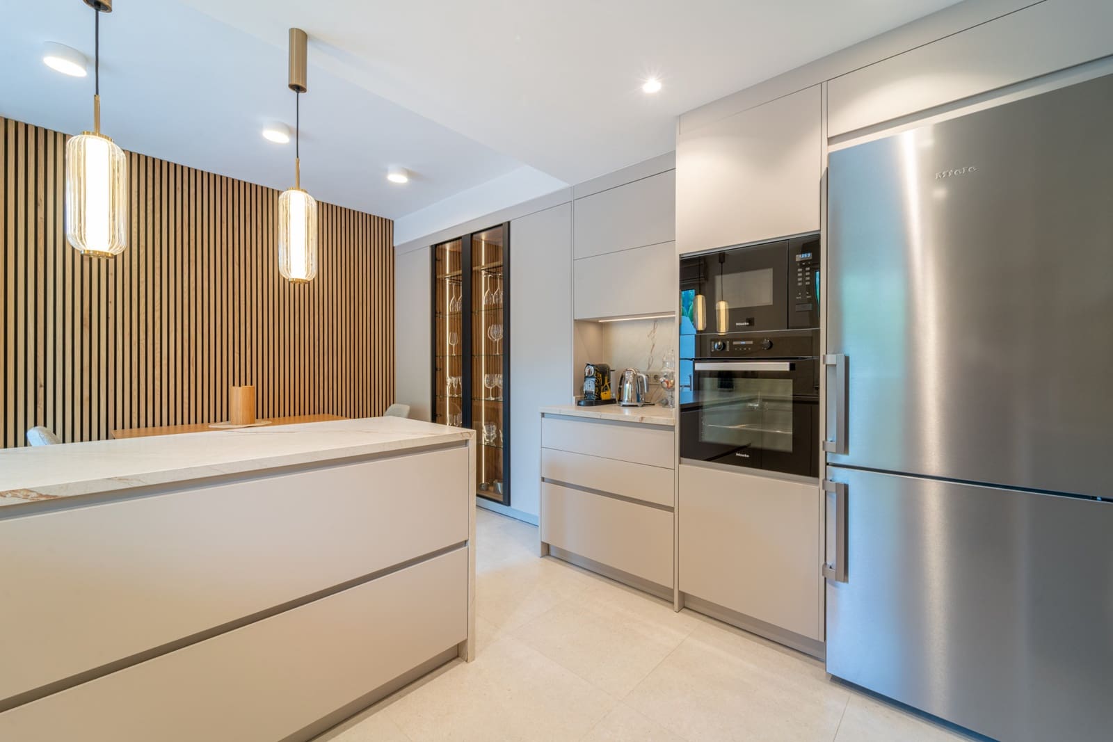 3 soverom Penthouse til salgs i Marbella med svømmebasseng garasje - € 1 250 000 (Ref: 4694004)
