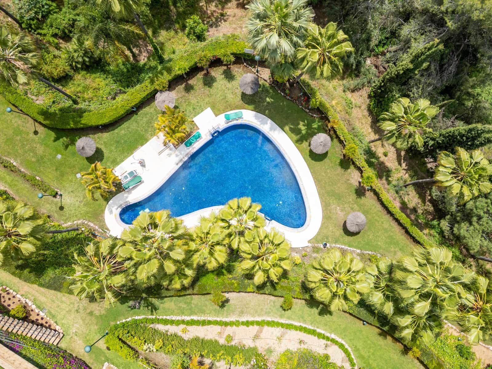 3 soverom Penthouse til salgs i Marbella med svømmebasseng garasje - € 1 250 000 (Ref: 4694004)