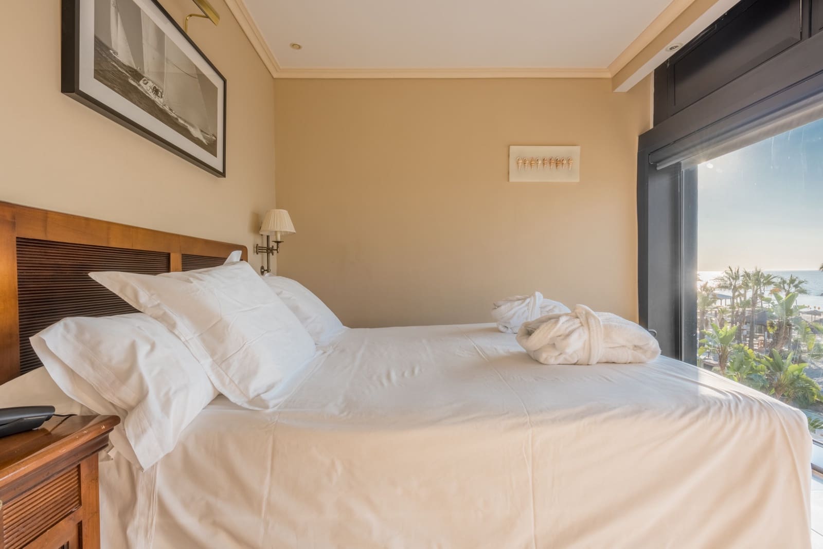 3 bedroom Apartment for sale in Marbella with pool garage - € 1,795,000 (Ref: 4694118)