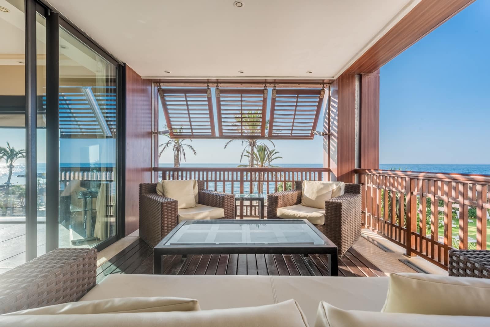 3 bedroom Apartment for sale in Marbella with pool garage - € 1,795,000 (Ref: 4694118)