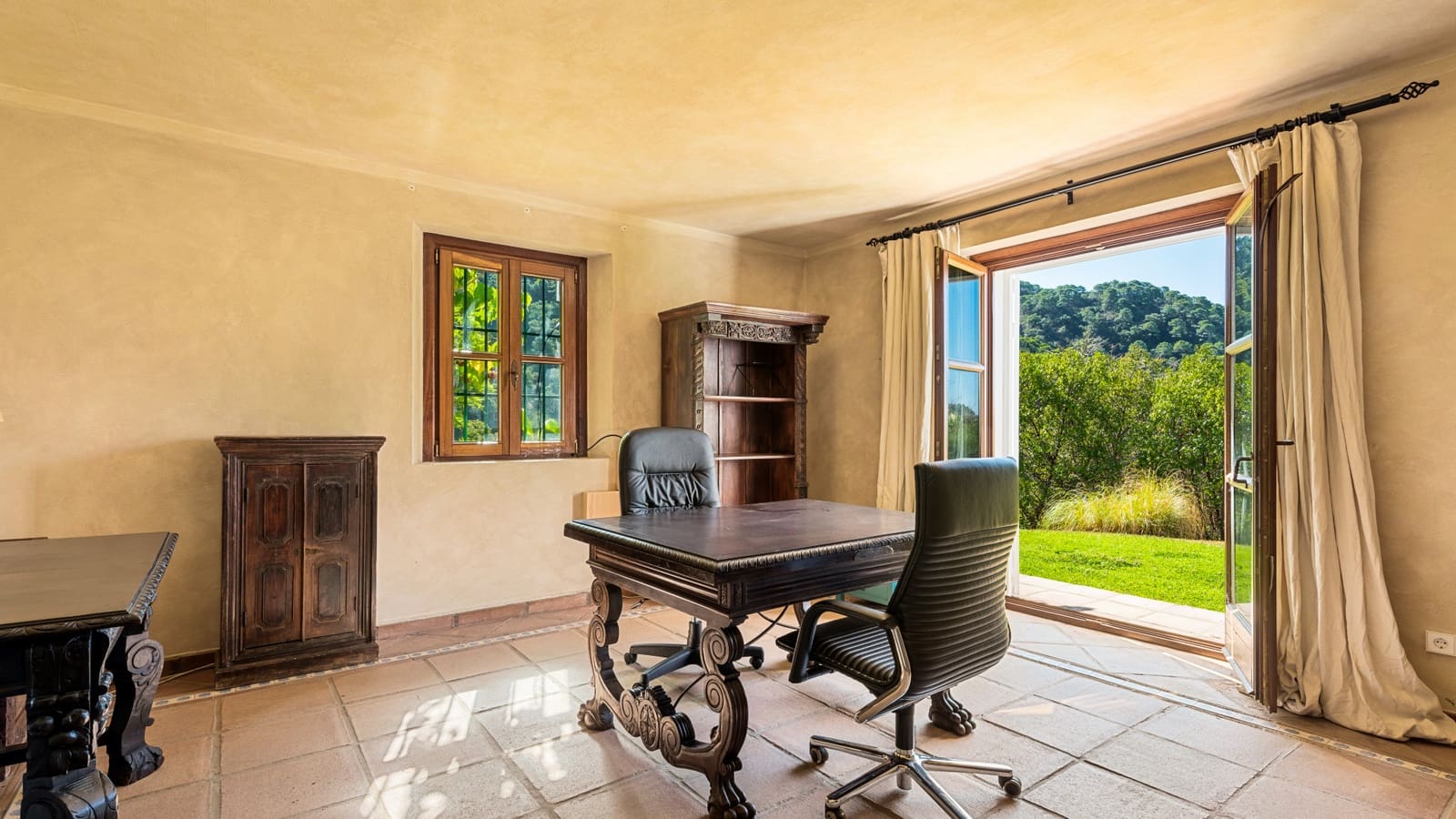 10 quarto Moradia para venda em El Velerin com piscina garagem - 7 500 000 € (Ref: 4694251)