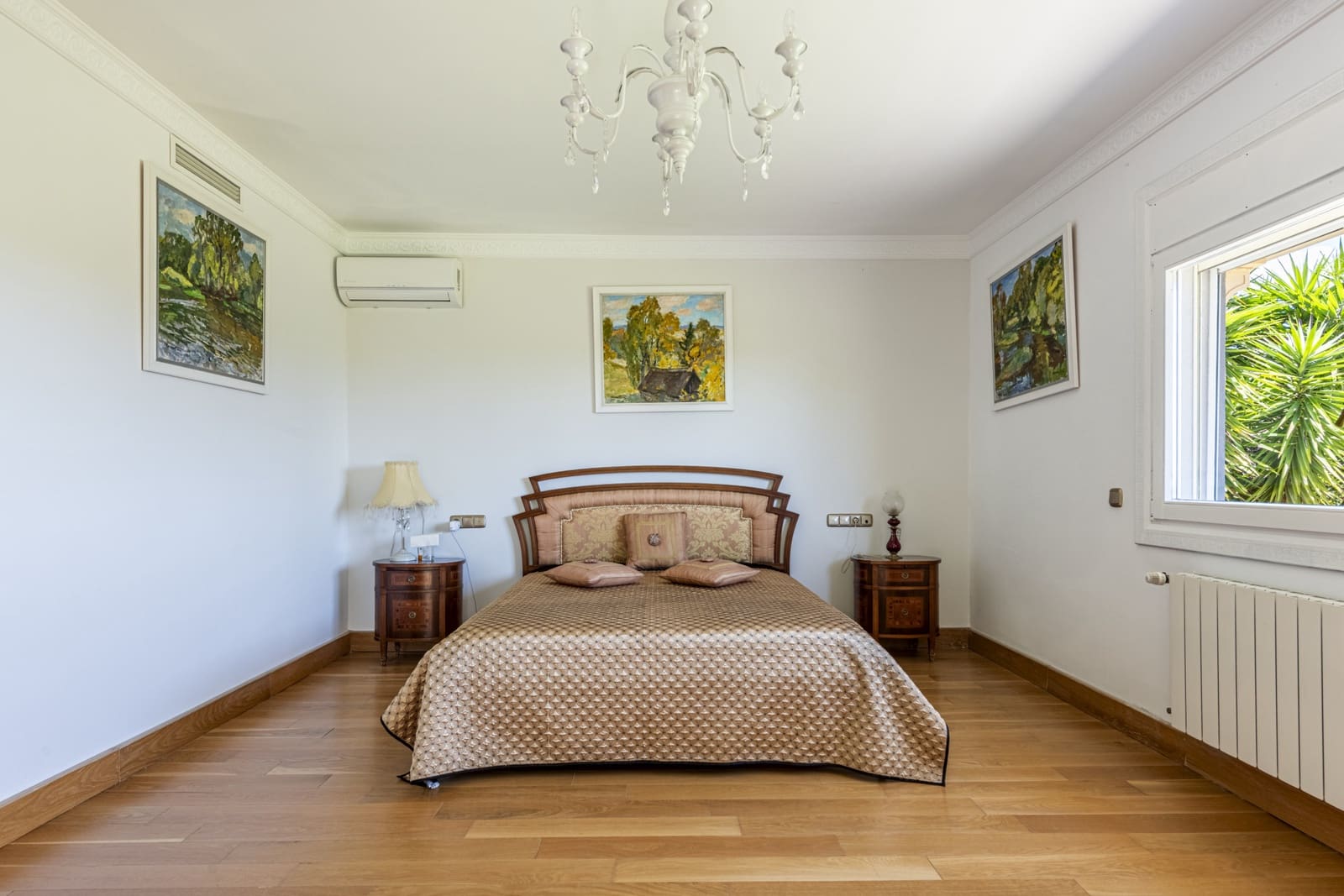 5 bedroom Villa for sale in Benahavis with pool garage - € 1,900,000 (Ref: 4694469)