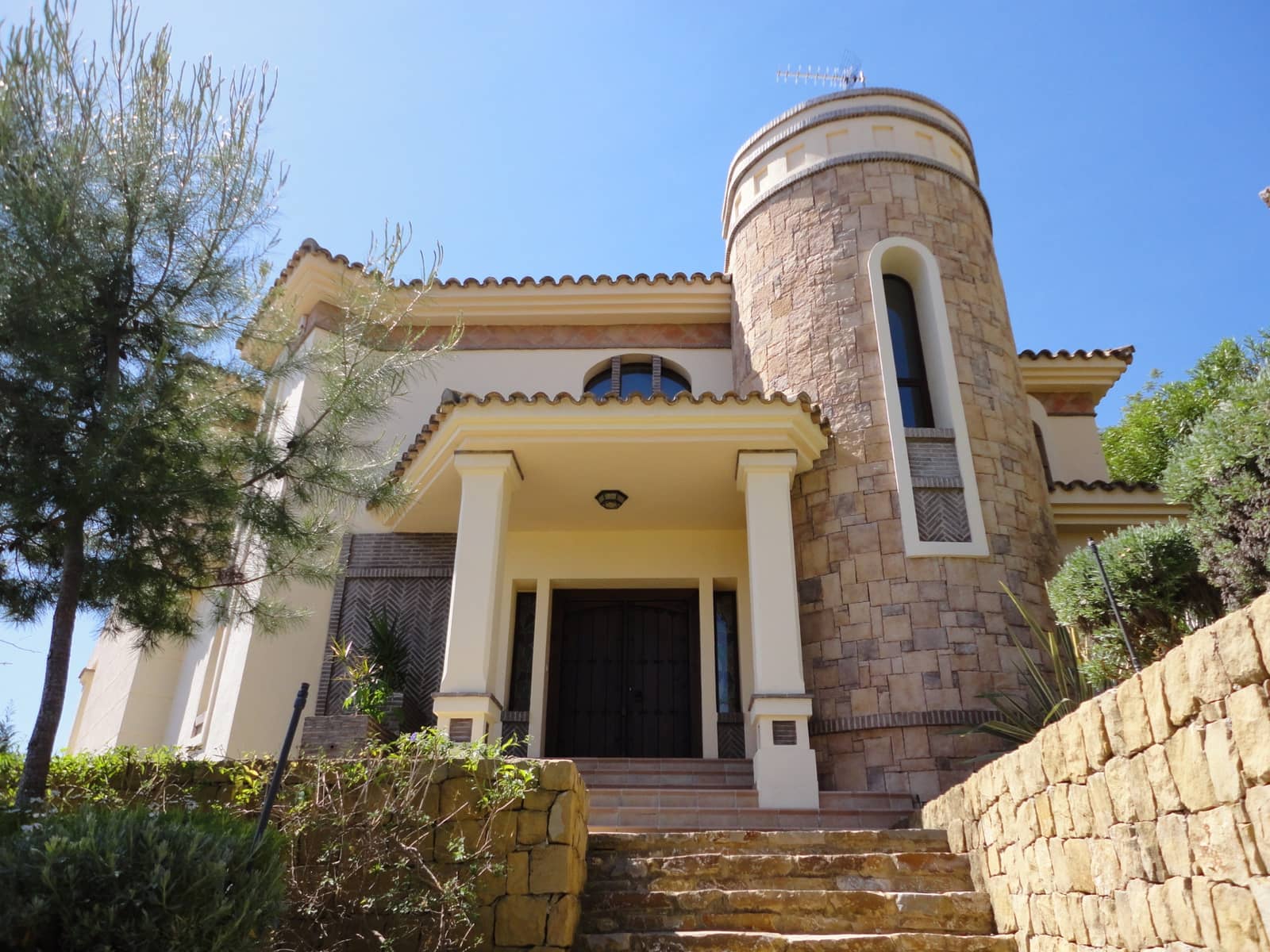 5 slaapkamer Villa te koop in Los Arqueros met zwembad garage - € 2.725.000 (Ref: 4694680)