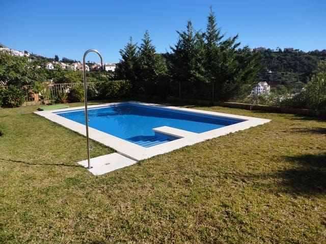 5 bedroom Villa for sale in Los Arqueros, Benahavís with pool garage - € 2,725,000 (Ref: 4694680)