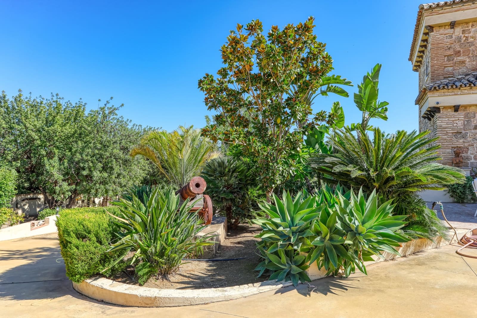 8 sypialnia Willa na sprzedaż w Alhaurin de la Torre z basenem garażem - 1 900 000 € (Ref: 4694684)