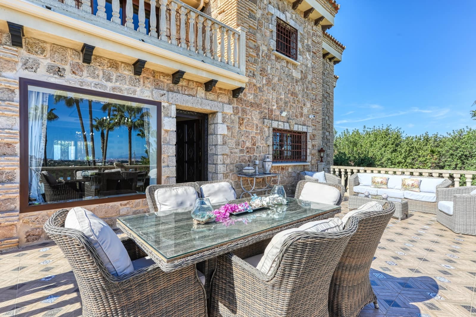 8 sypialnia Willa na sprzedaż w Alhaurin de la Torre z basenem garażem - 1 900 000 € (Ref: 4694684)