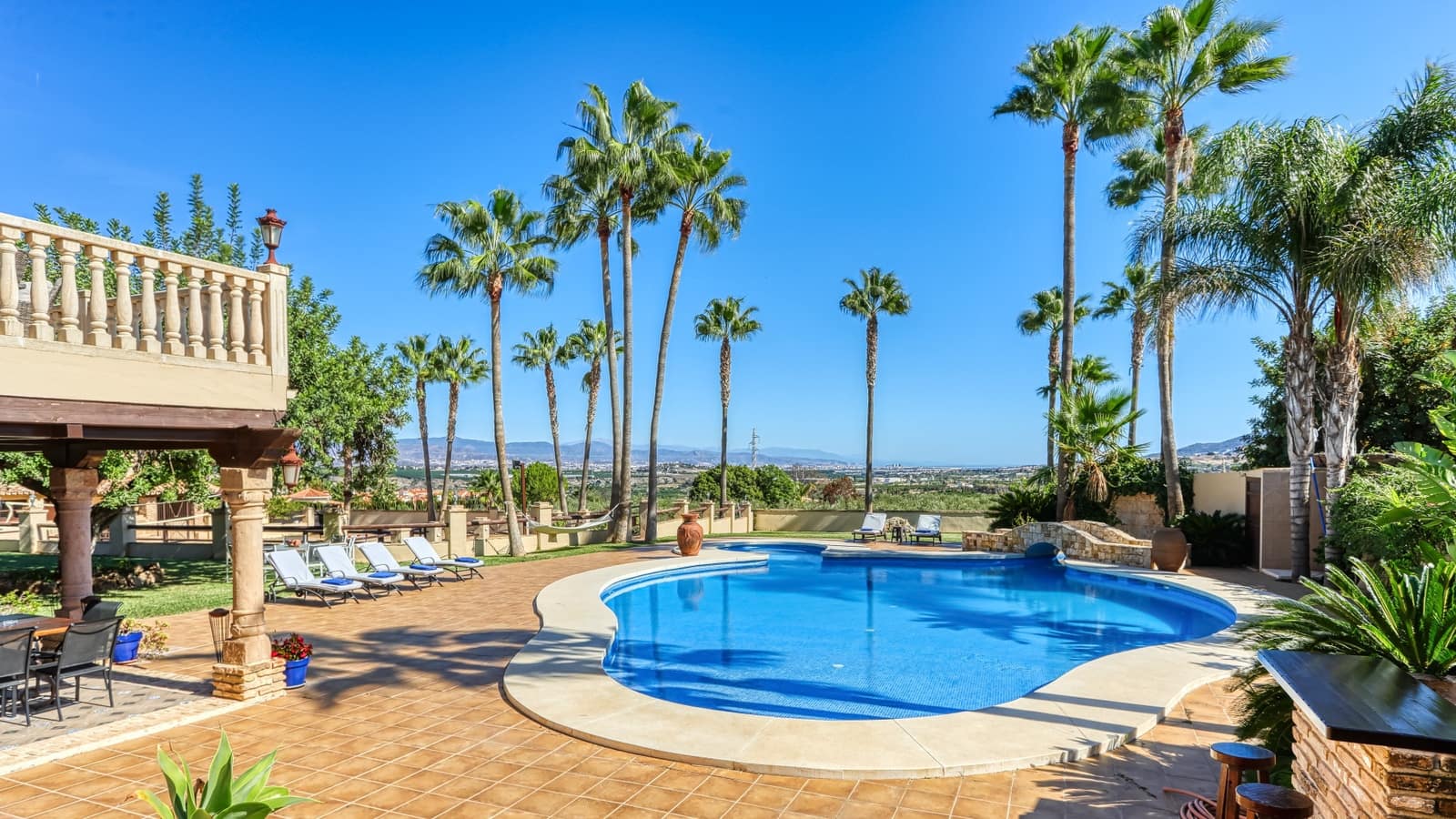8 soveværelse Villa til salg i Alhaurin de la Torre med swimmingpool garage - € 1.900.000 (Ref: 4694684)