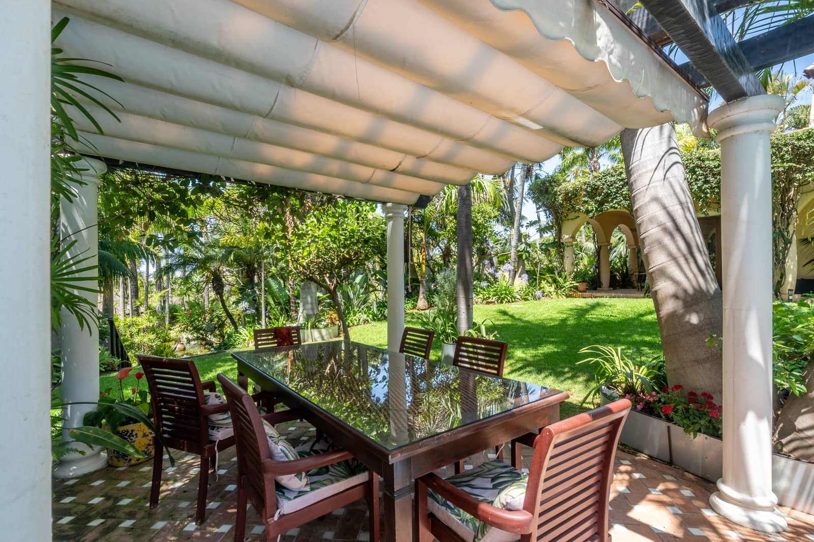 8 chambre Villa/Maison à vendre à Marbella avec piscine garage - 6 700 000 € (Ref: 4694704)