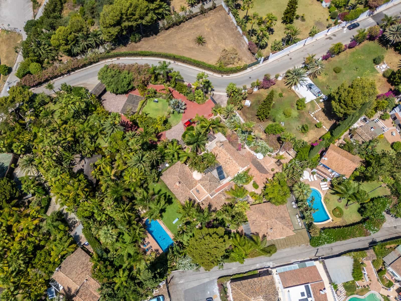 8 soverom Villa til salgs i Marbella med svømmebasseng garasje - € 6 700 000 (Ref: 4694704)