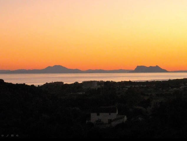 Bouwgrond te koop in Estepona - € 975.000 (Ref: 4694766)