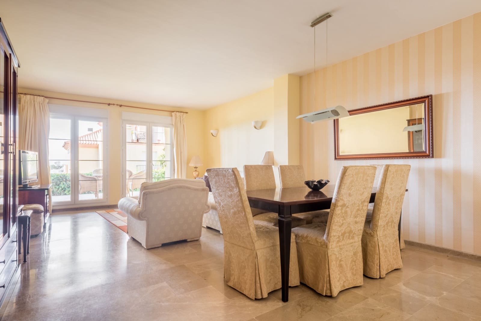 3 sovrum Lägenhet till salu i Marbella med pool garage - 900 000 € (Ref: 4694772)