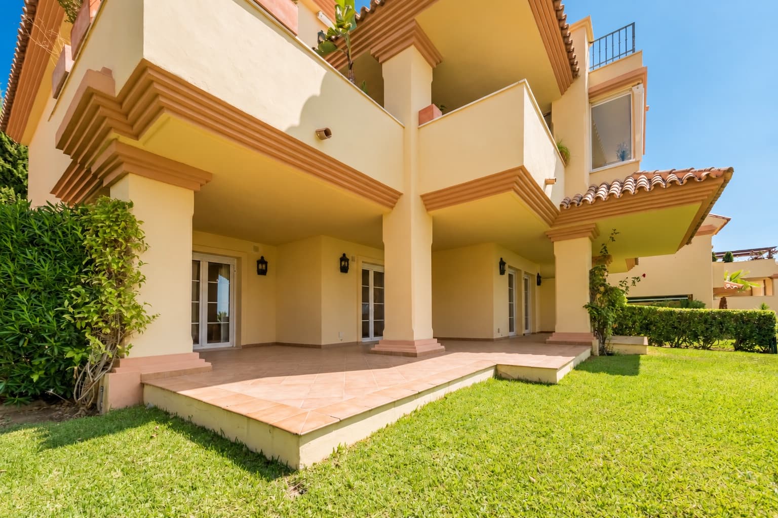 Apartamento de 3 habitaciones en Marbella en venta con piscina garaje - 900.000 € (Ref: 4694772)