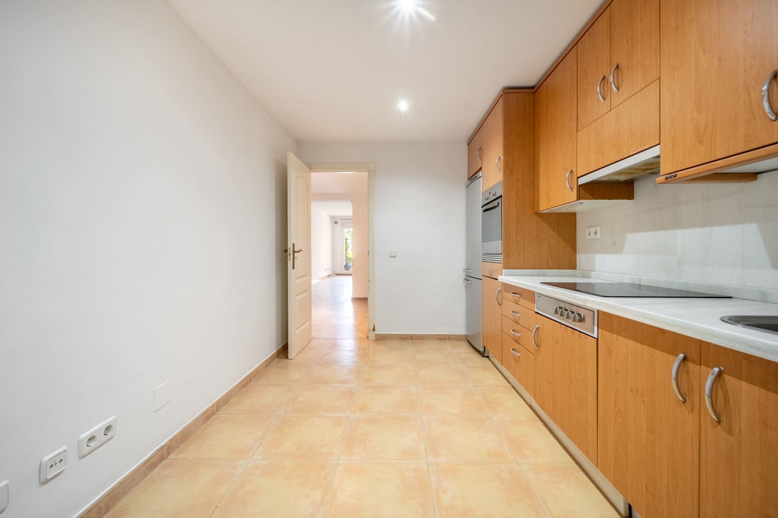 Apartamento de 3 habitaciones en Marbella en venta con piscina garaje - 900.000 € (Ref: 4694772)