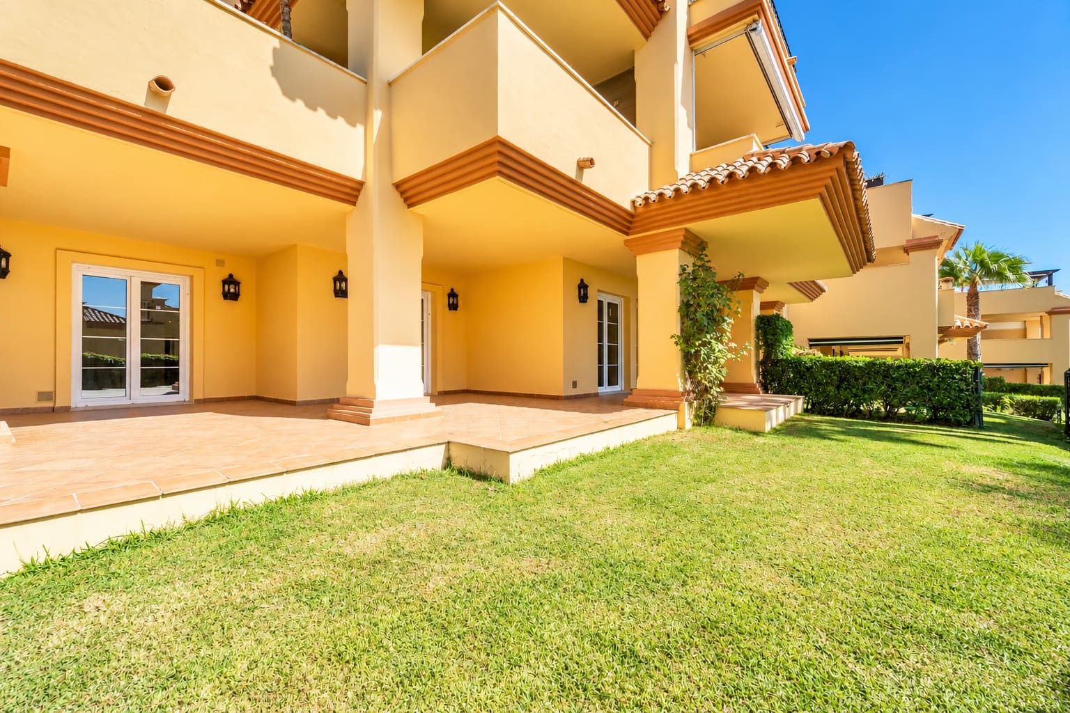 Apartamento de 3 habitaciones en Marbella en venta con piscina garaje - 900.000 € (Ref: 4694772)