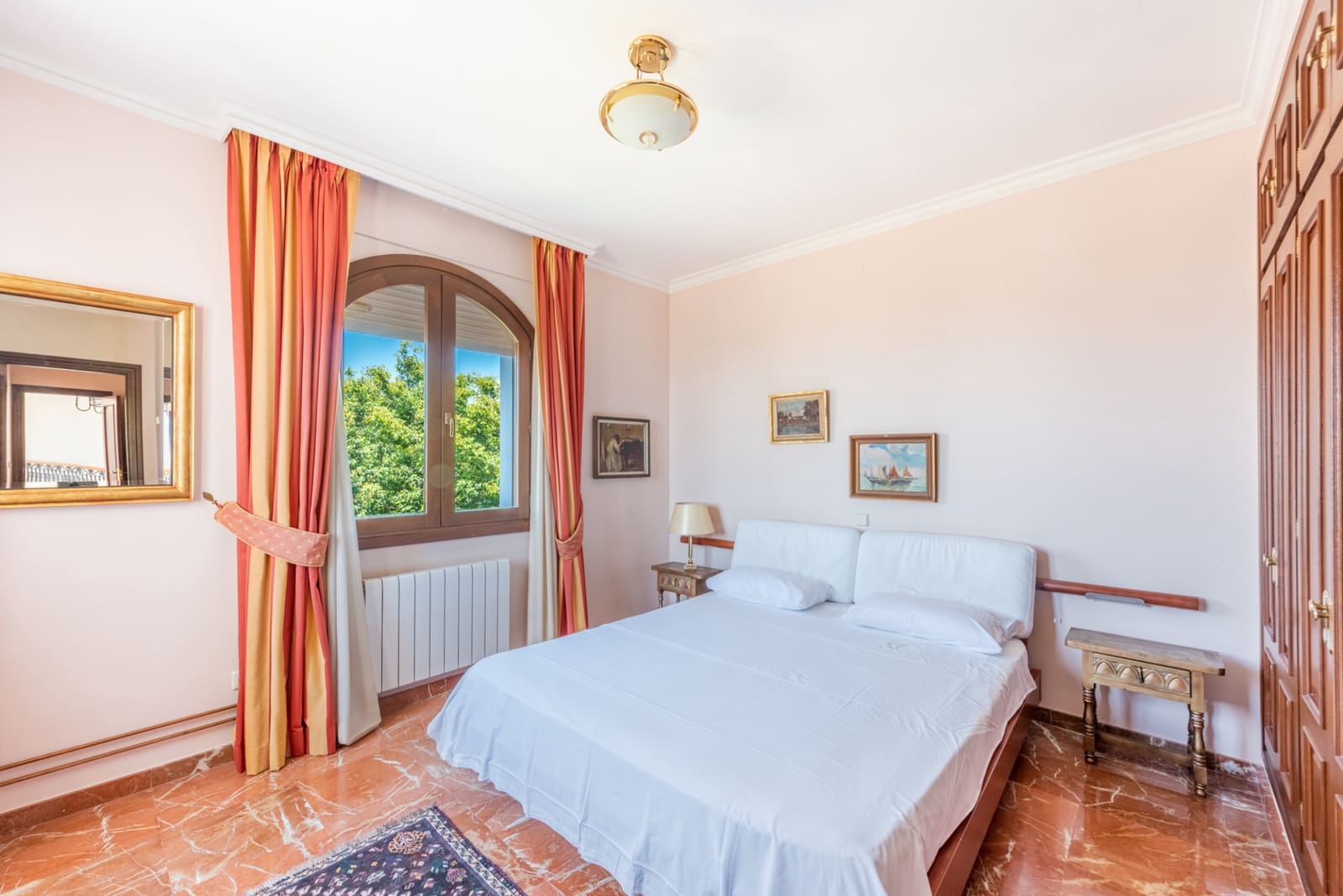 6 Zimmer Villa zu verkaufen in Nueva Andalucia mit Pool Garage - 3.500.000 € (Ref: 4729740)