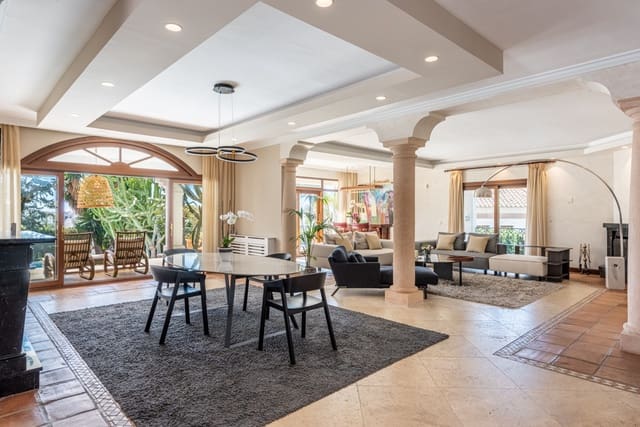Chalet de 6 habitaciones en Nueva Andalucia, Marbella en venta con piscina garaje - 3.500.000 € (Ref: 4729740)