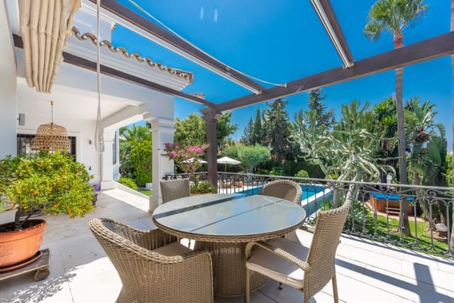 Chalet de 6 habitaciones en Nueva Andalucia, Marbella en venta con piscina garaje - 3.500.000 € (Ref: 4729740)