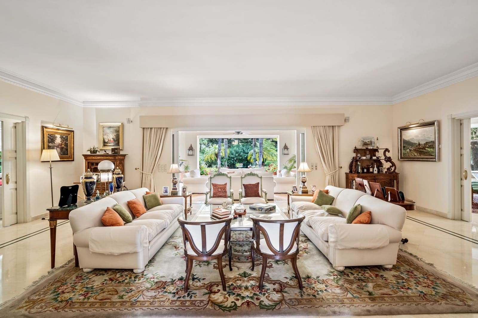 6 sypialnia Willa na sprzedaż w Guadalmina z basenem garażem - 4 200 000 € (Ref: 4801187)