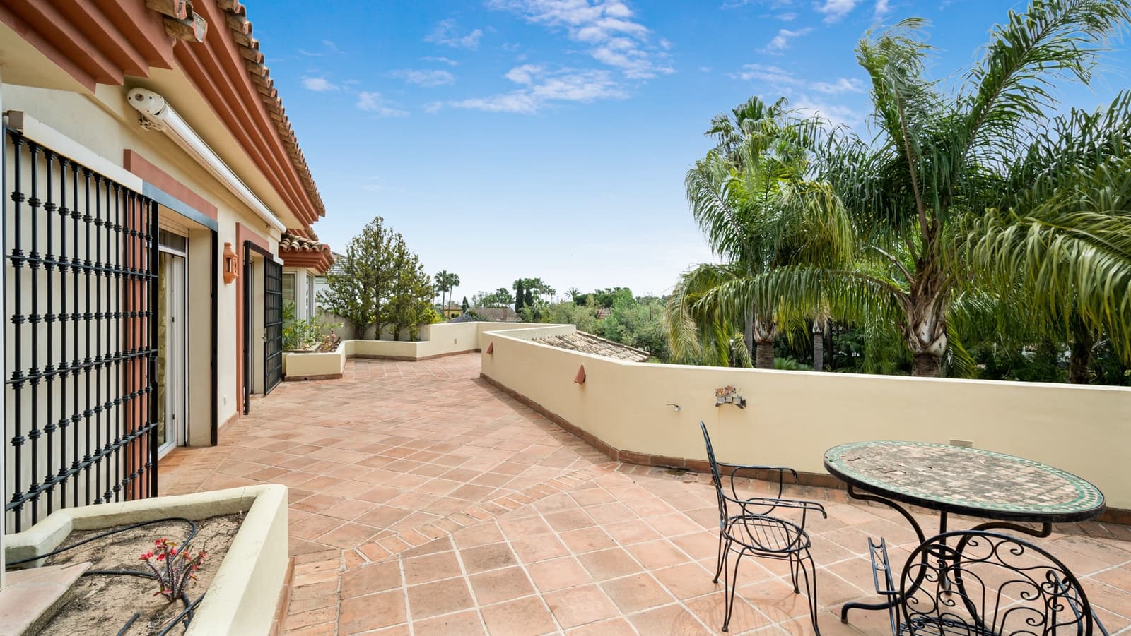 6 sypialnia Willa na sprzedaż w Guadalmina z basenem garażem - 4 200 000 € (Ref: 4801187)