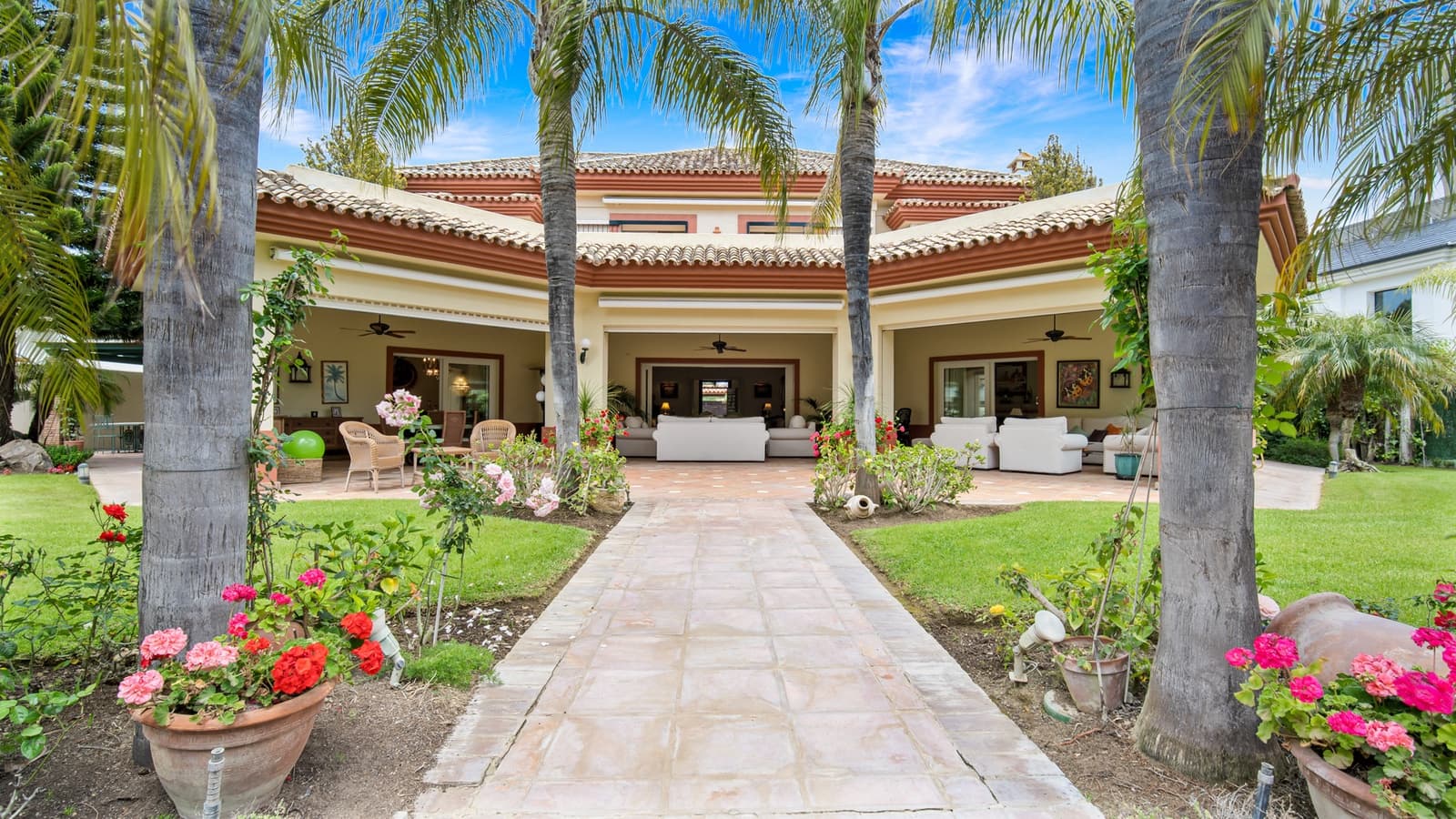 6 sypialnia Willa na sprzedaż w Guadalmina z basenem garażem - 4 200 000 € (Ref: 4801187)