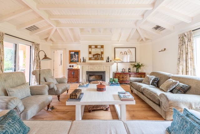 5 slaapkamer Villa te koop in Marbella met zwembad garage - € 4.500.000 (Ref: 4914898)