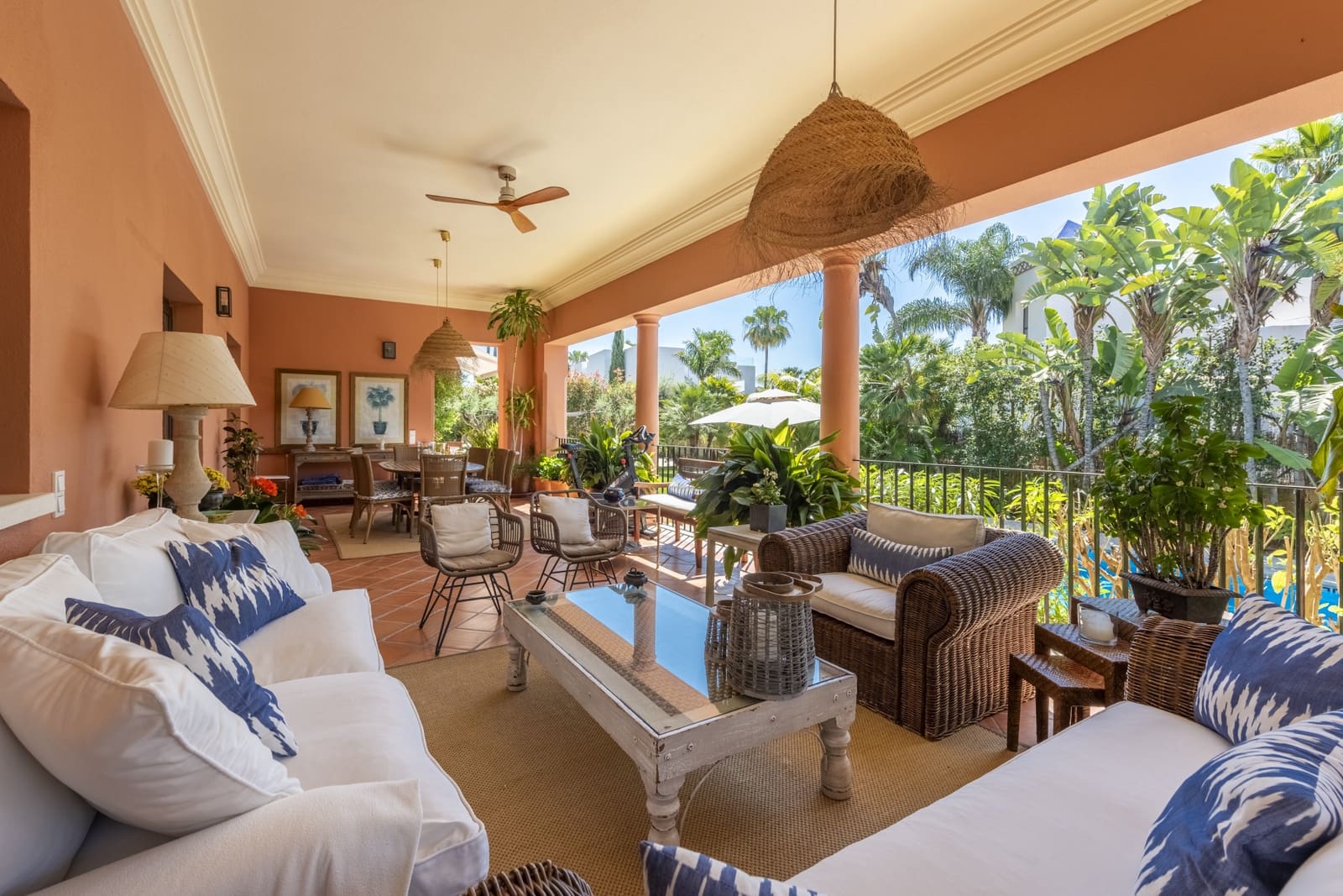 5 slaapkamer Villa te koop in Marbella met zwembad garage - € 4.500.000 (Ref: 4914898)