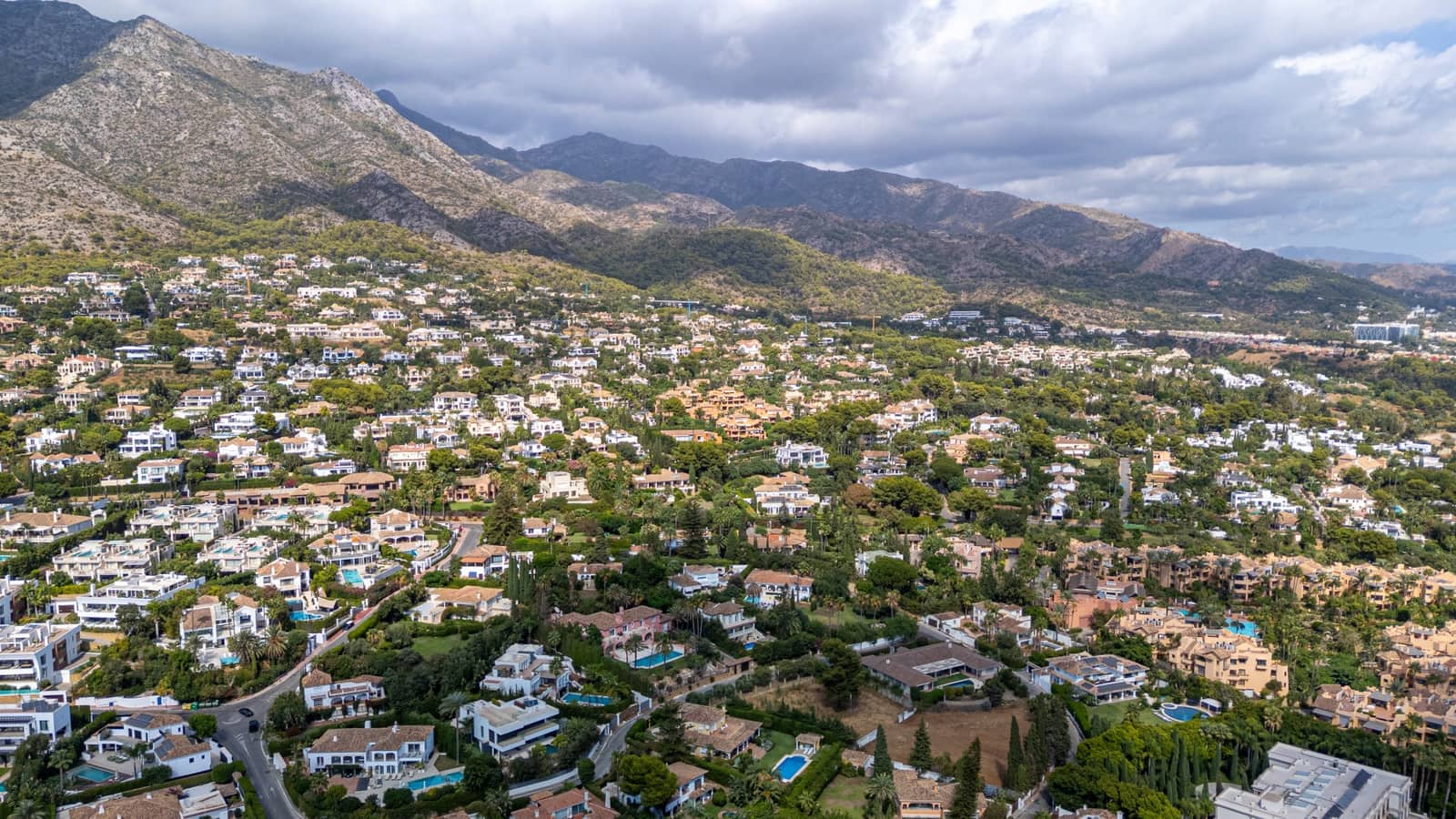 Byggetomt til salgs i Marbella - € 2 260 000 (Ref: 5749006)