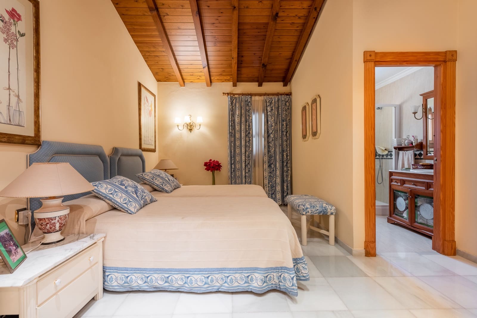 5 slaapkamer Villa te koop in Estepona met zwembad garage - € 4.200.000 (Ref: 5972831)