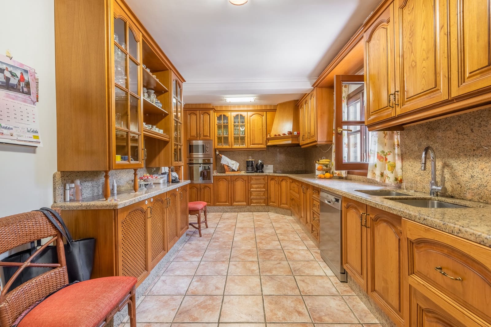 5 slaapkamer Villa te koop in Estepona met zwembad garage - € 4.200.000 (Ref: 5972831)